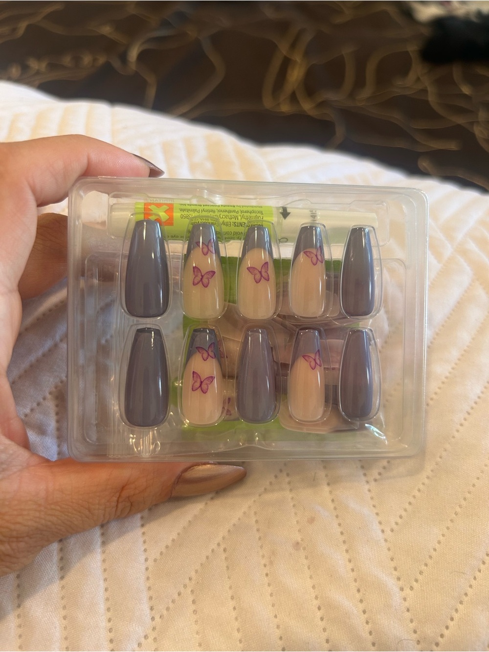 Press-On Nails Set with Purple Butterfly Accent